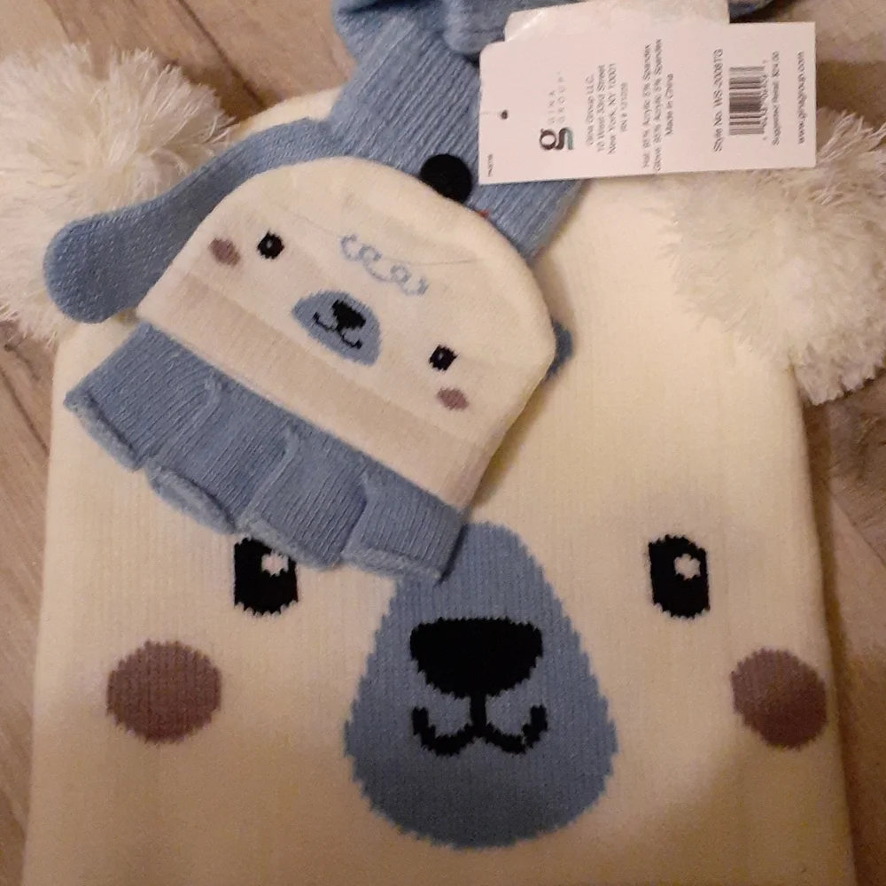 HAT & GLOVE BROWN SET ONLY   NEW